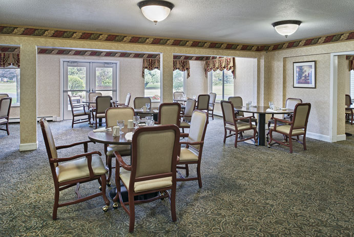 Lakeside Communities Dining Room